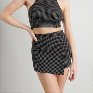 GARAGE | Black and white Skort